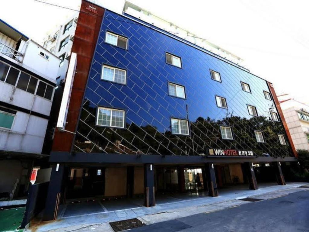 Geoje Win Hotel Exterior photo
